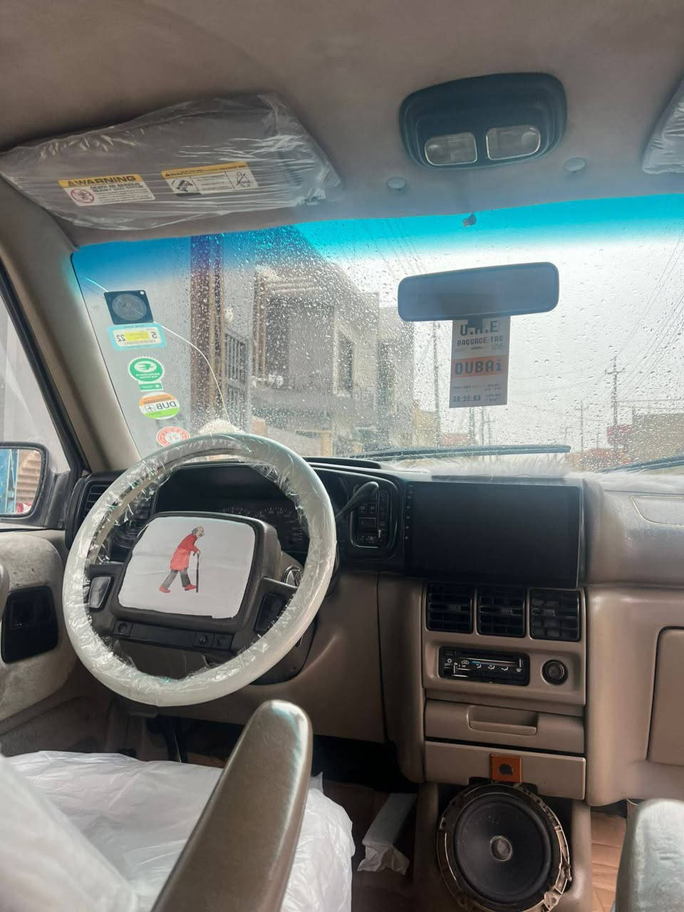 للبيع دوج كلايزر 1995 كير مكينه جديد حداديه جديده مشط ستيرن معمر جديد بس بور عاطل صبغ عام جماليه رقم هزه جديد كابون بانزين بيها سياره نضيفه وكامله مال بيت سعر خاص ***********
