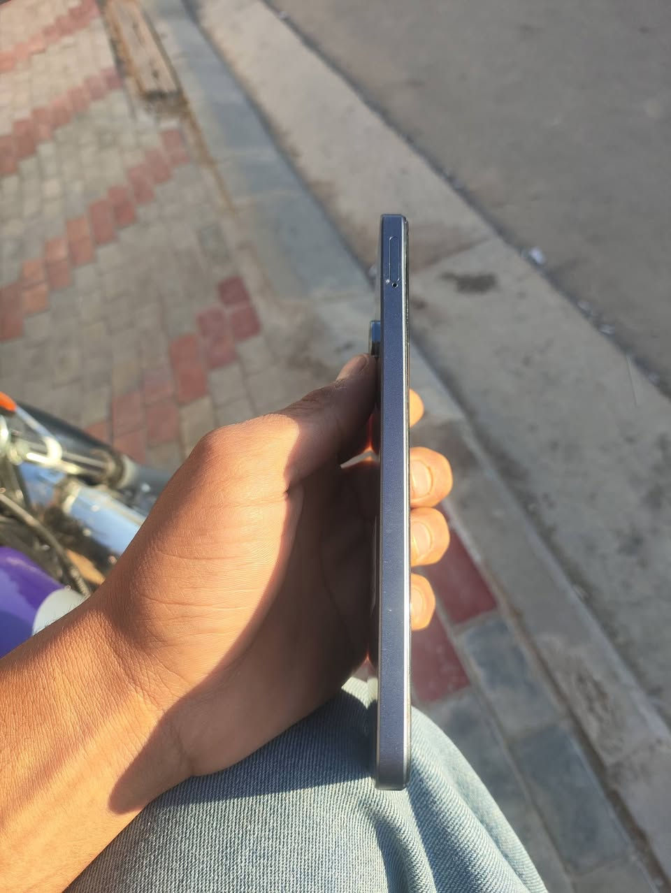 مرحبآ
عندي جهاز ريلمي نوت 50
ذاكره 64 بطاريه 500
ماويا غراض فقط جهاز السعر 85 الف
بكاني كربلاء حي العامل الاخير
*********** بي واتساب
