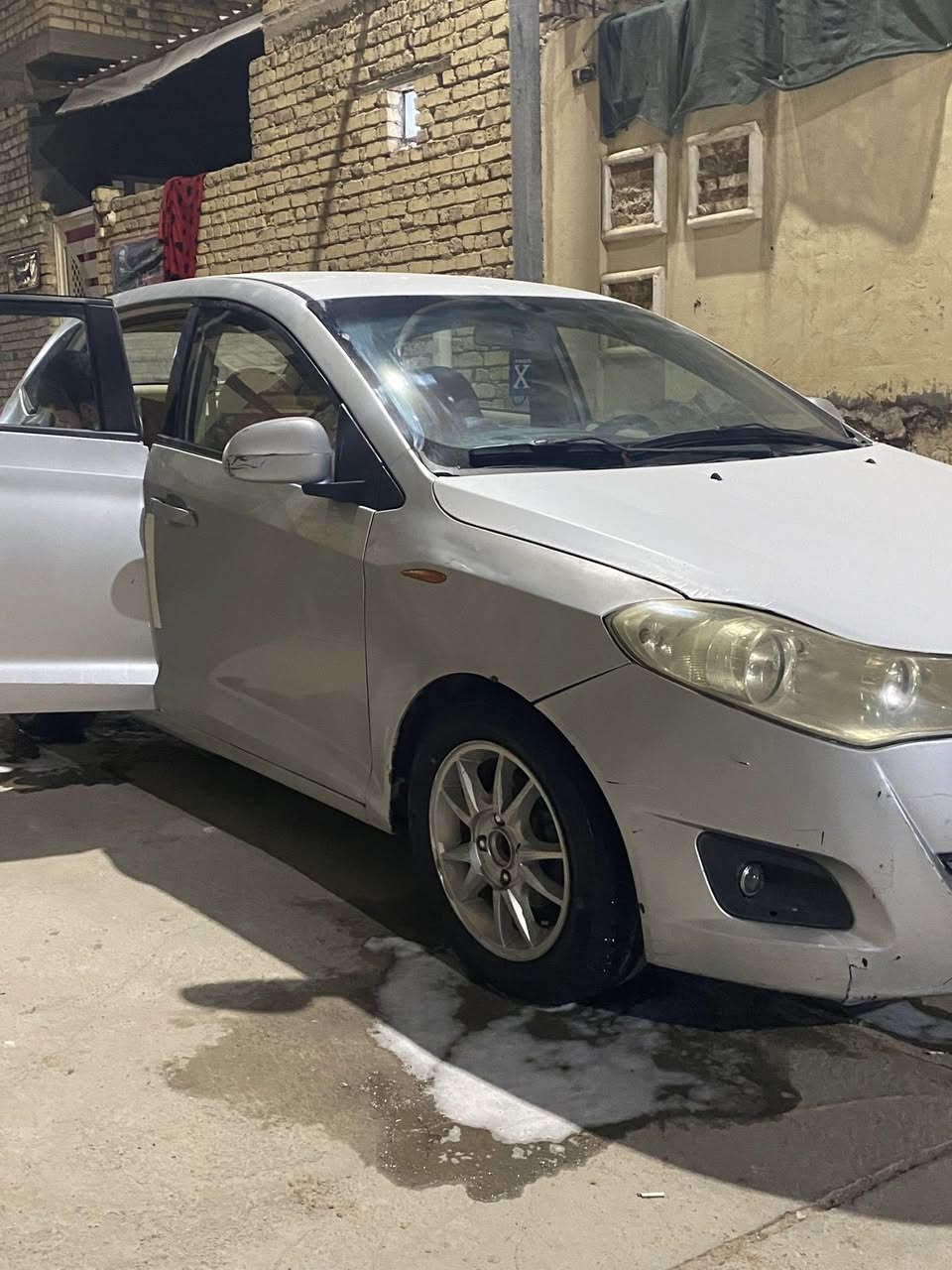 السلام عليكم
شيري فلاوين مديل 2013 رقم نجف باسمي السياره مكينه وكير ع شرط حداديه جديده تخم تايرات جدد تبريد ثلج وي السويج❄️ كشنات جلد دواخل نظيفه جام يصعد وي الريمونت باتري جديد سياره جاهزه وبدون صبغ السعر 38 وبيها مجال شي قليل المكان الدوانيه ***********
