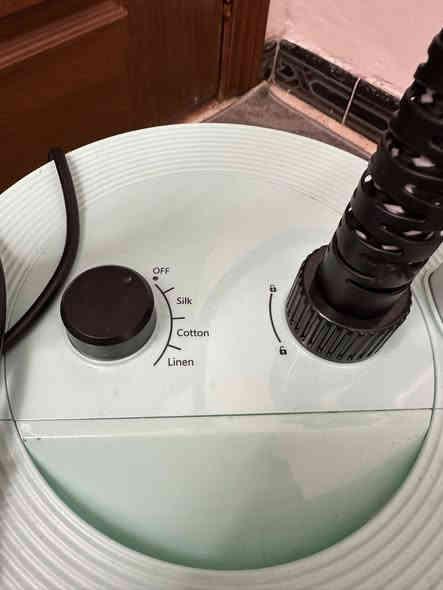 اوتي كهربائي وميز اوتي يعني 2x1
الاوتي صناعة بريطانية 🇬🇧
وليس صيني 
اكرر صناعة بريطانية 🇬🇧
مستخدم 3 مرات فقط 
كامل وجديد 

بي عدة مودات للكوي حسب نوع القماش 

السعر 120 الف قفل

مكاني بغداد الكرادة
***********
