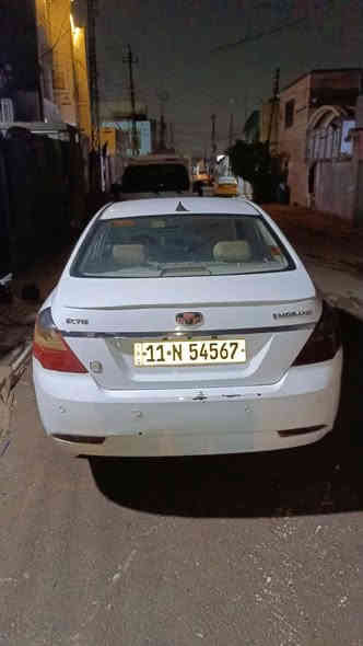 السلام عليكم عندي سياره ام كراند للبيع السياره جاهزه موديل 2012 رقمها انكليزي العنوان بغداد فلكه حي النصر رقم الهاتف ***********السعر40 وبيهه مجال قليل
