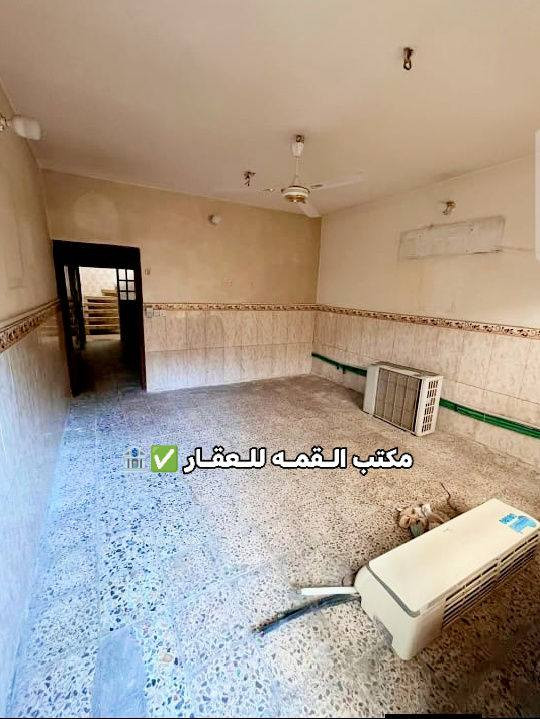 للإيجار مشتمل مساحته70متر
➖➖➖➖➖➖➖➖🔱
📍الشعب -- حي الجزائر -- محطة وقود سما بغداد -- بضهر امانة بغداد -- اقرب نقطة دالة اسواق عمار السوداني 

1️⃣الطابق الاول 
✅ طرمة
 ✅وهول
 ✅ومطبخ
 ✅وحولي 
✅وحمام داخلي و خارجي
  
2️⃣الطابق الثاني
 ✅غرفة نوم طولها 7 ونص 
✅وبلكونه 
✅وبيتونه
✅ وسطح ع طول البيت 

🚫الملاحقات سخان مي ، تانكي ، كهرباء 3 فيز 

💰السعر : 350 الف وبي مجال 

للاتصال والاستفسار ع الرقم :
⬇️⬇️⬇️
حيدر الزبيدي 
📲***********

جاسم الدراجي 
📲***********
