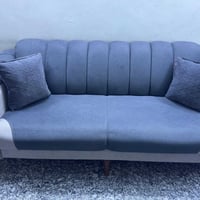 كنبة • أثاث