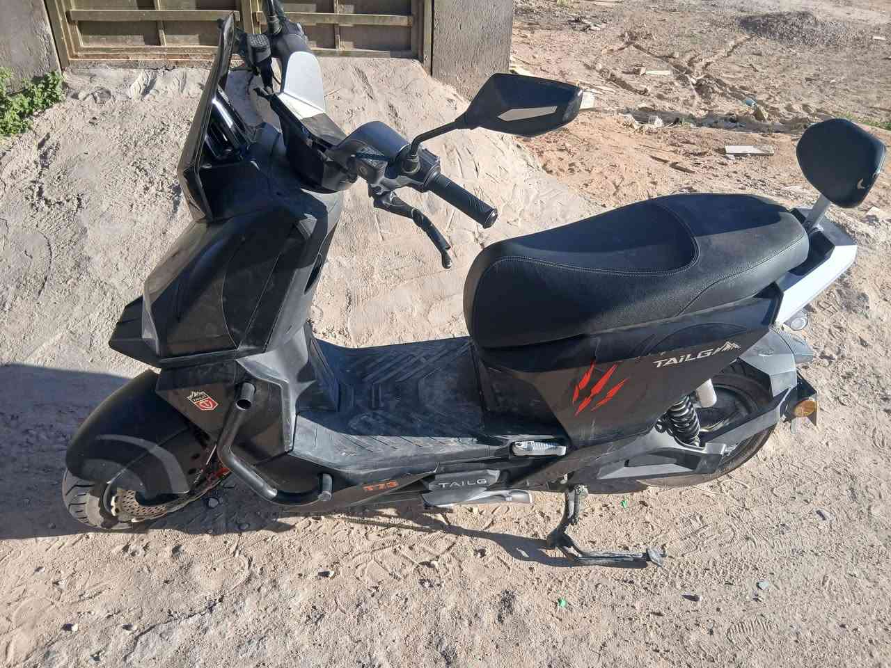 دراجه تايلج للبيع
ملف 2000
سرعه ٧٥
جديدة كلش صارلي ٣ اشهر من اخذتهة مابيهة كل نقص
٦ بطاريات
مكانها كربلاء مستعجل على البيع 
الجديدة بمليون و٣٠٠ 
السعر ٩٠٠ الف


**إذا كنت صاحب هذا الإعلان وتريد حذفه لأي سبب، رجاءا أرسل رسالة إلى الدعم الفني**