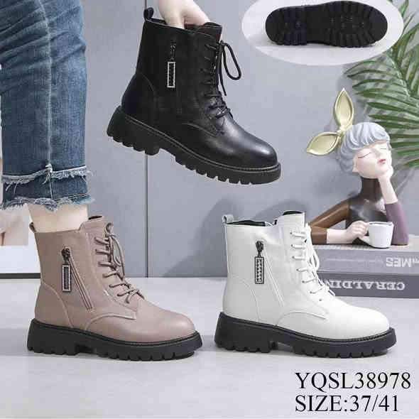 بوت    نسائية السعر 13 الف خفيف🦋
الاناقه تبدّا من خطوتك 💓جلد  طبي 💸
✅مديلات عصريه تناسب كل إطلاله
✅راحه ➕اناقه 🟰كمال إطلاله 
✅متوفر كل الاوان كوالتي عالي 
للحجزوالطلب راسلونا على الأرقام التأليه
***********؟***********
لديناتوصيل إلى كافة المحافظات. العراقيه
