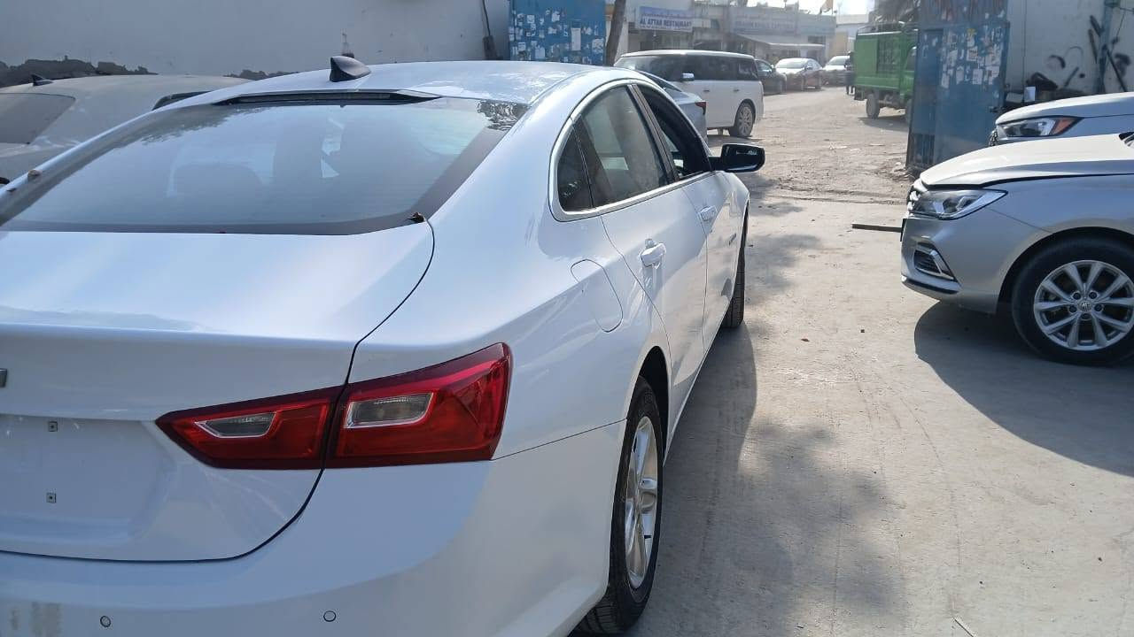 شوفرليت ماليبو 2024 تبديل بونيد نفس الون بدون ارباك وجاملغ بارد واصل للبصره 95 ورقه  بدون تعقيب  لمن لديه كتاب شهداء مع التعقيب والضريبه 110 ..للاستفسار ***********
