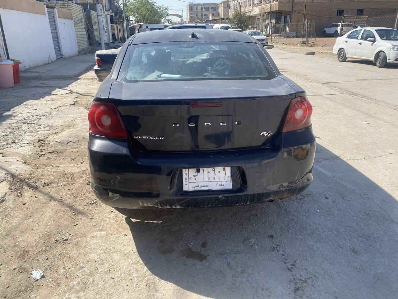 السلام عليكم دوج افنجر ٢٠١٢ للبيع 
السياره خير من الله مابيها اي جطل
رقم بغداد خصوصي مداور اي يوم تريد 
السياره مصبوغه حزام للجماليه 
حادثها من امريكا جاملغ جهة السايق 
بيها نواقص بسيطه كلش 
السياره معمرها شادلها شاشه حساس تايرات 
مدوشمه جديد باتري جديد تخم تايرات جديد
سنويه بعدها ماساقطه
سعرها ٦٠ و بيها مجال للشراي
***********
