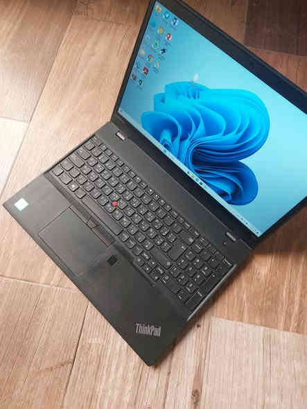 💢LENOVO T570 Ci7 جيل سابع 💢
 السعر( ٢٣٥ الف_عراقي) للتواصل***********
العنوان بغداد شارع الصناعة مجمع الرياش مكتب اليسر 
……………………
✓ المعالج Core i7 جيل السابع 
✓ ذاكرة (الرام) 8GB قابل للتطوير 
✓ التخزين( الهارد)256GB قابل للتطوير 
✓كارت شاشة متصل إنتل 4GB داخلي 
✓ مقاس شاشة 15.6انج
✓ منفذ HDMI &USB 
✓ كيبورد  عربي انكليزي
…………………………………
