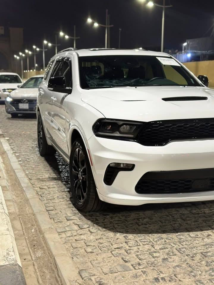 السلام عليكم
سيارة دورانكو فووول مواصفات جي تي بلص بلاك توب اللون ابيض موديل 2024 اصل رقم بغداد
فتحة حساسات رادارات تحكمات كلشي تفكر بيه موجود بيها والفئة المرغوبة محرك 3600
السياره حادثها بسيط جدا فقط البنيد ومستبدل يعني لا جاملغات ولا دواخل كلشي سليم وبلاد فقط البنيد وصورة الحادث موجودة بالصور
السيارة روعة وماصارلي هواي من اخذتها بس والله محتاج للبناء واضطريت ابيع
سعرها 365 ورقة وبيها مجال للعلم هذا اقل من سعر دخولها للعراق وللشراي بالخدمة
مكاني البصرة
***********
