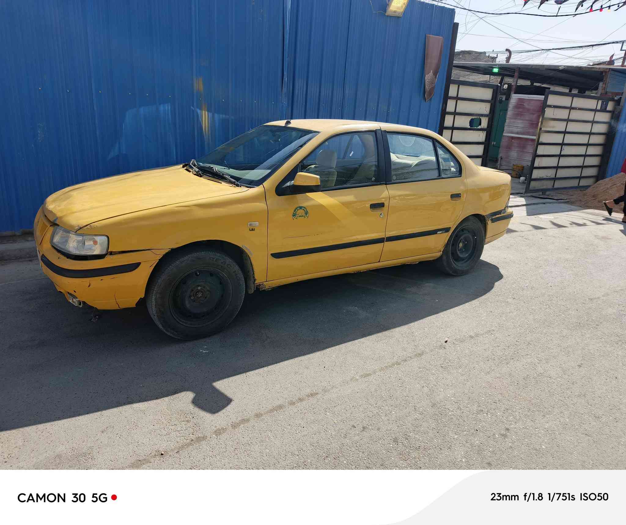 سمند للبيع موديل ١١مكان حي العامل هاتف ***********
