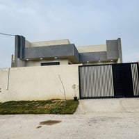 مجمع البوابه • ٢٠٠م • سند ٢٥