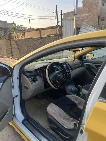 السلام عليكم النترا موديل ١٤ رقم بغداد 
مكينه ١٨٠٠دوش 
محرك وكير استندر ما  مفتوحات فول فتحه وبصمه وشاشه ليبل واحد حادثه من امريكا بصور ويوجد سونار السعر ١١٢ وبيه مجال العنوان بغداد الغزاليه الهياكل الهاتف *********** موجود واتساب
