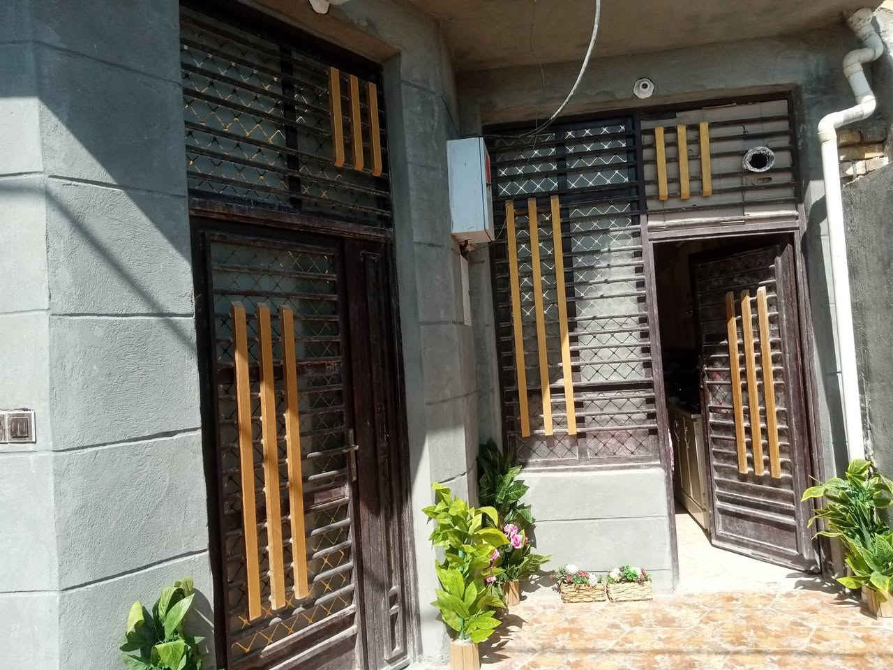 مشتمل للبيع مساحه ١٢٥طابو صرف طابق واحد ابو عجاج 
قرب مدرسة رمضان الخير فرع روضة الأديان ***********
