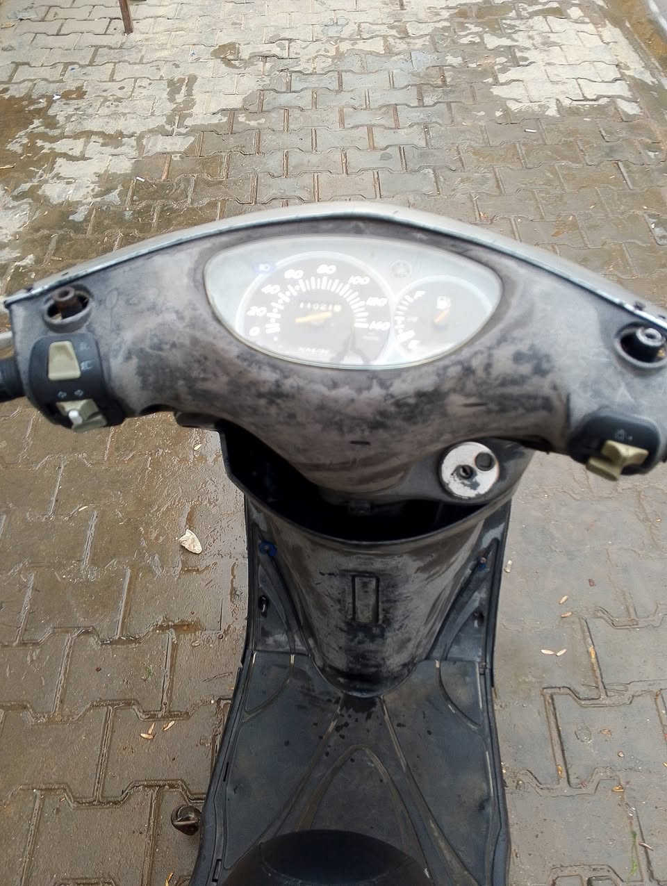 سلام عليكم دراجة بريز للبيع دراجة مكينة مامفتوحة نكرة سلف صبح كفرات بلادية دبلات امامي خلفي شغلات دراجة نضيفة اللة شاهد سعر ٦٠٠ وبيها مجال حك جية لعنوان بغداد شعلة  الرقم ‏‪***********‬‏
