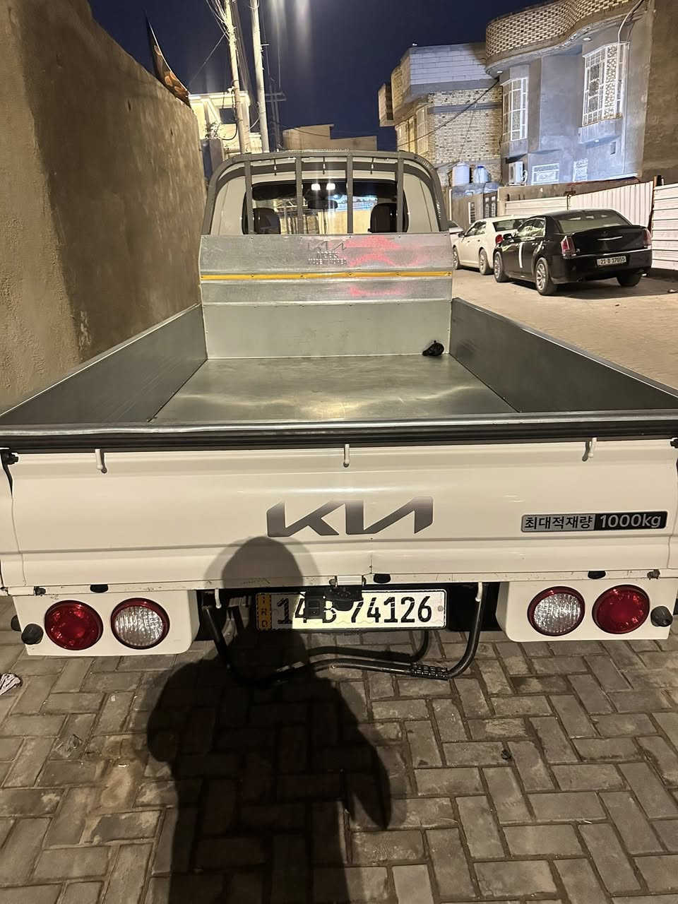 السلام عليكم 
كيا بنكو 2025 
 مكينه 2700 
رقم جديد انكليزي وهزه جديده بصره حره 
ماشيه 15 الف بعدها جديده زيرو بوضع الشركه 
كلها كفاله ماعدها بارد قليل كلش وابد مامبين 
مابيها اي نقص كامله من كل النواحي 
السعر 155 ورقه 
العنوان البصره 
***********
