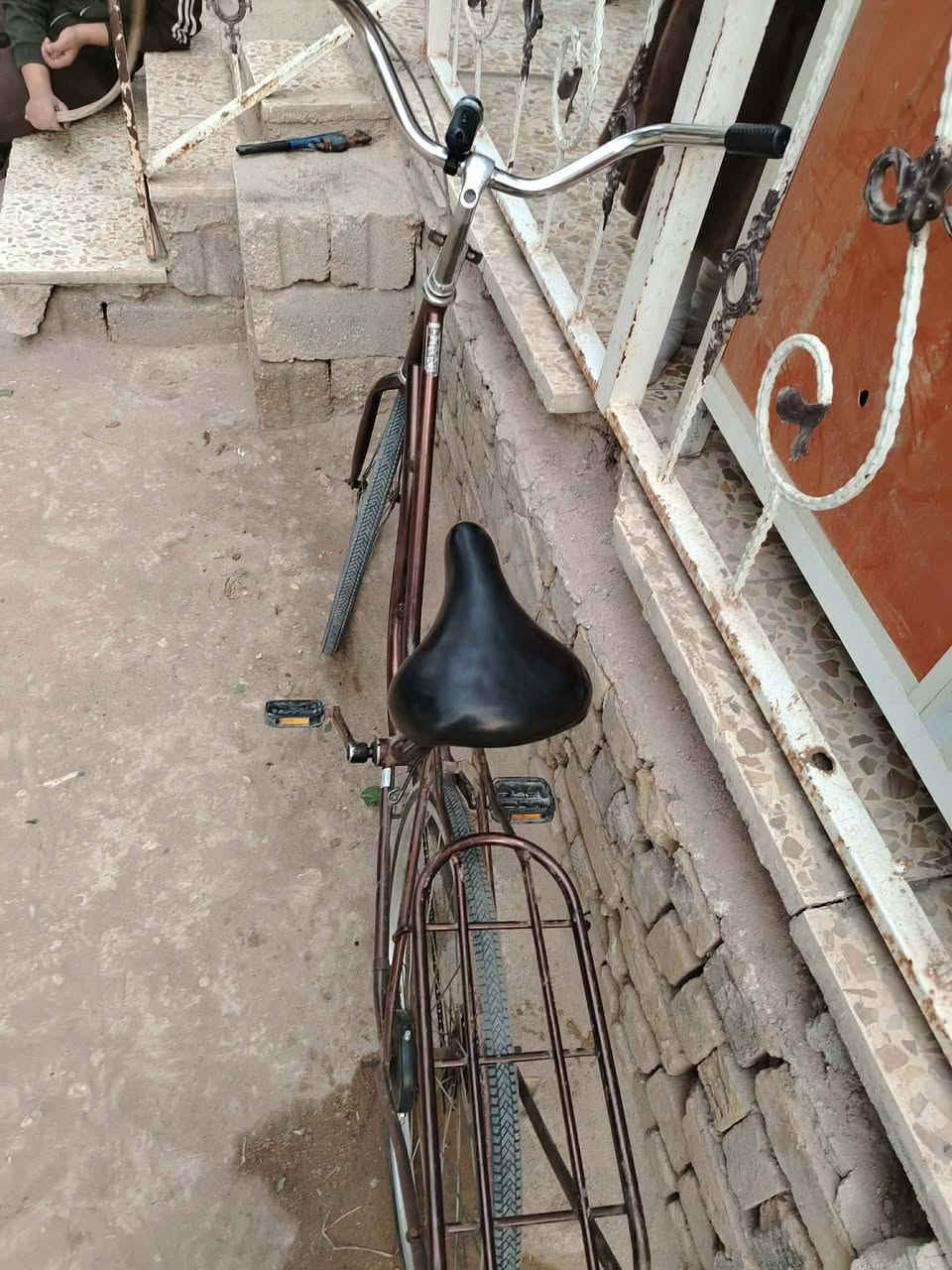 بايسكل ياباني حجم 26 قيم واخذ الستانة موجودة مكاني طويريج الرشيدة رقمي ***********
