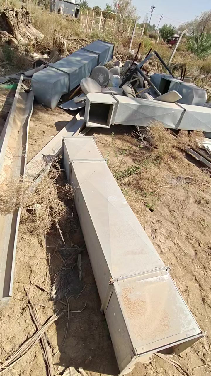 اغراض للبيع بيهن دكتات  وبيهن كراسي وطبلات مستعملات يرادلهن تصليح بسعر مناسب كلهن  اليريدهن يتصل مكاني طريق السنيه قريب الالبان ***********
