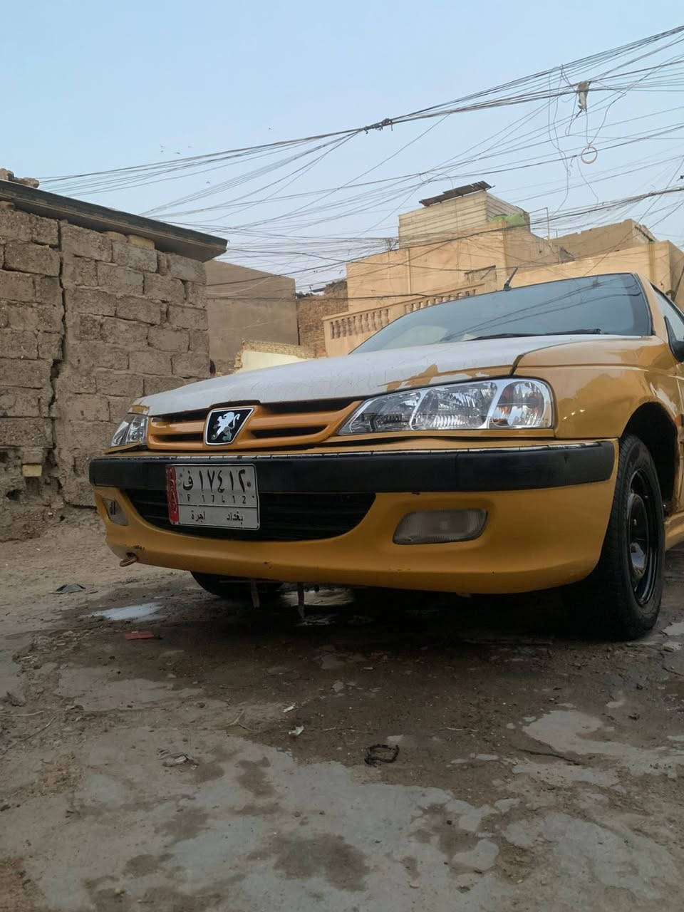 السلام عليكم بيجو بارص موديل الفين ١٥ مكينه بيها بدايت خيط تبخير كير جديد خير من الله صدرها نص عمر غرفتها نضيفه  غرامات هيئه تاخذهن مصفرات السعر ٣٢ تحويل ثاني يوم مكاني بغداد مدينه الصدر ***********
