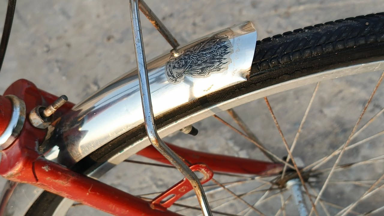 للبيع فقط 
باسكل الون مشمشي 
حجم 26 مداكر وجسد كله نضيف 
تايرات جدد تيوبات جدد 
بريك شغال 
مابي نقص برغي 
السعر مناسب$  40 وبي مجال حك الجيه 
متواجد  📲 واتساب *********** 
شراي يراسلني ويشلع اعيوني العنوان البصره قضاء الامام الصادق
