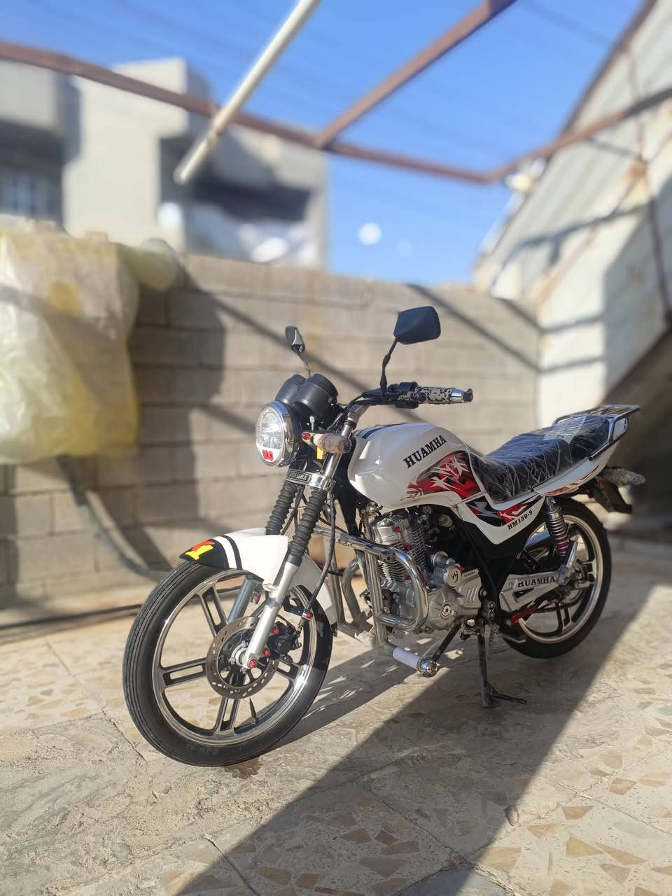 السلام وعليكم هيوشه للبيع الموطور مكفول من كلشي مكفول من التاير لتاير الموطور مكمرك وكامل اخو الجديد السعر مليون و50 وبي مجال الرقم ***********فقط واتساب
