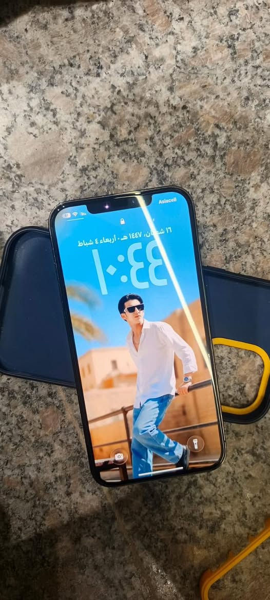 سلام عليكم ايفون 12 برو ماكس للبيع ذاكره256 بطاريه75 جهاز مامفتوح نضيف السعر 430 وبي مجال ***********
