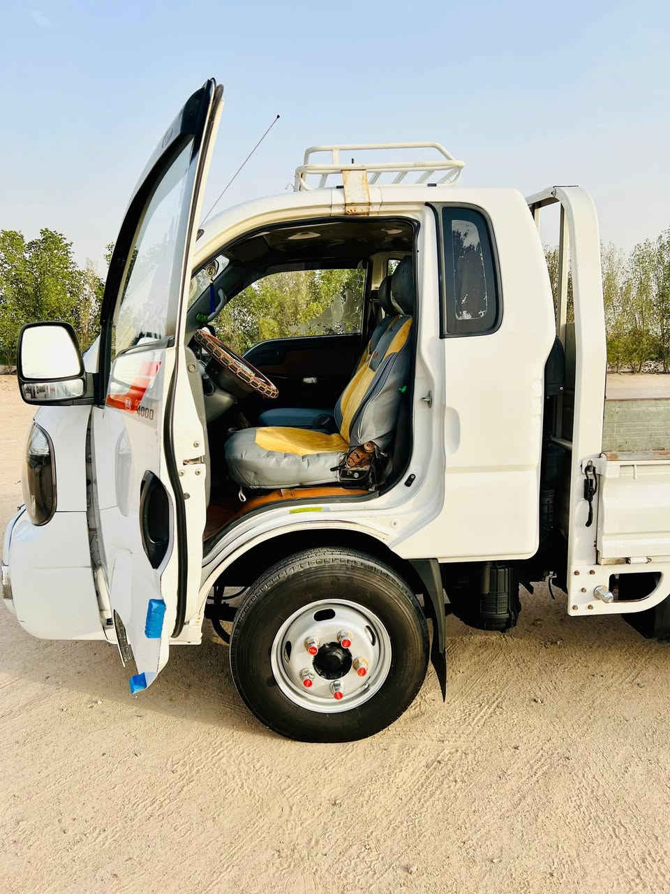 للبيع فحل 2018 مكفول كفاله عامه رقم قادسيه سنويه جديده دولي بس رقم مامستلمه محور 14 سياره حلوه وجاهزه من كلشي ***********
