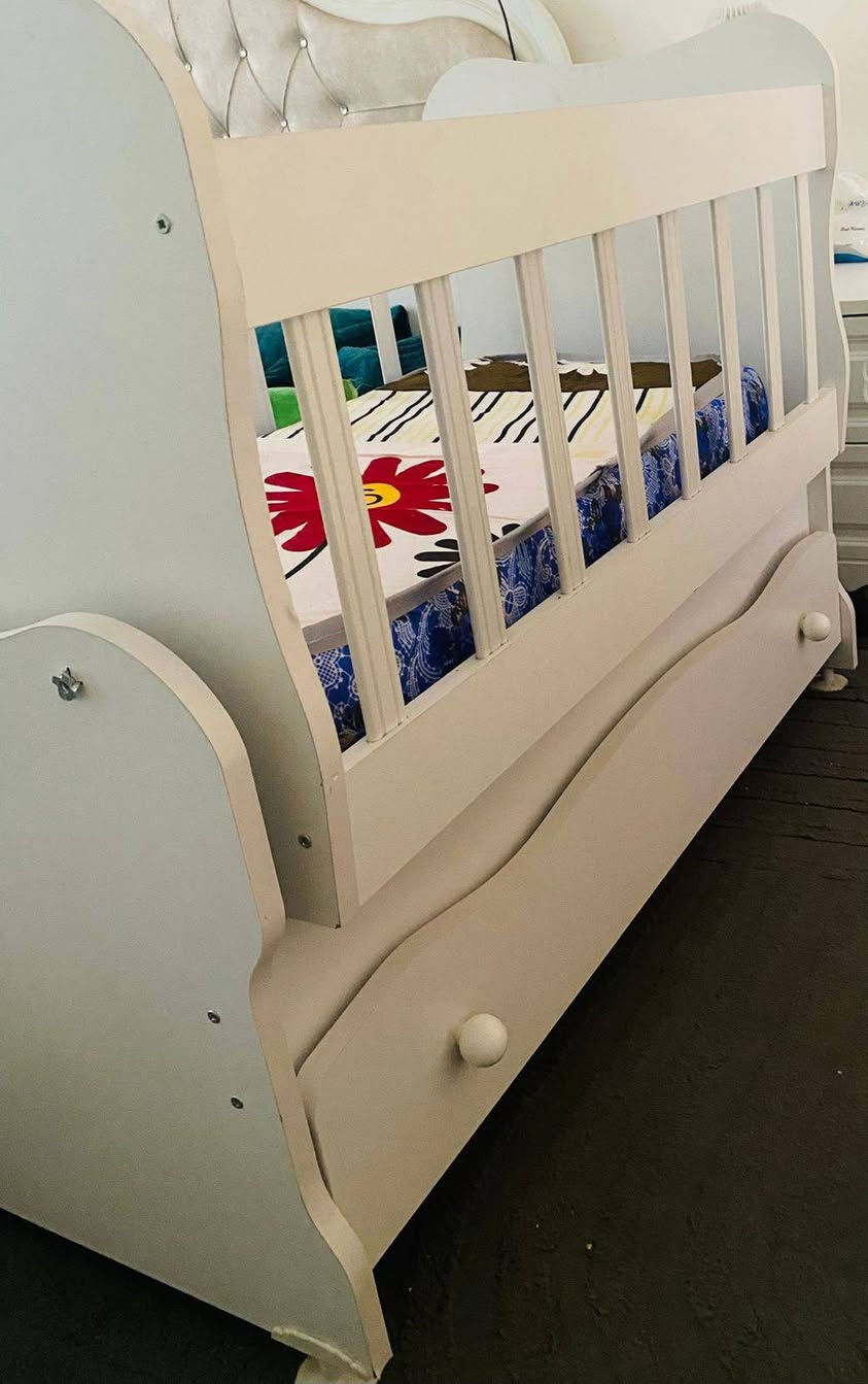 مكلف بلنشر غراض للبيع اي ستفسار هذا رقم راعيهن *********** عمارة, ميسان
