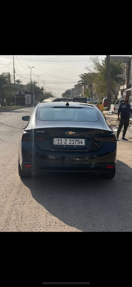 ماليبو موديل 23. ماشيه ٤٠. معوقين بسم خال صديقي  بعده زغير بصحه جيده حادثها مرفق ب المنشور حادثه مو كلش قوي ايرباك ستيرن فقط كمبريسر واكف فول السياره عده الفتحه تحكمات فول تبريد قطعتين موصفات Lt.      السعر ١٠٨

*********** بغداد الشعب
