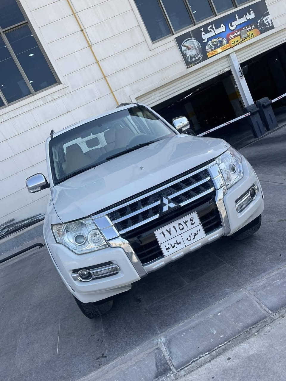 پاجیرۆ 2014 فوول فوول مواسەفات "حبتور" 
پانۆراما و دەبڵ ئەکسل و ناو زەرد و کوشن کارەبا ئاوێنە کارەبایی و ئیمپریفایەری بیلادی و تەبرید مەرکەزی و زۆر مواسەفاتی تر.
گێڕ و مەکینە و دەبڵ ئەکسل و تەبرید و هەموو شتێکی بەشەرت، سەیارەیەکی زۆر جوان و تازەیە سێ پارچەی بۆیاخە بێ ناوگرتن و بێ ئێرباگ، سەیارەکە تەنها کێشەی بەناوکردنی "تحویل" هەیە. نرخی 105 گەڵا و معامەلەیە
*********** السليمانية, العراق
