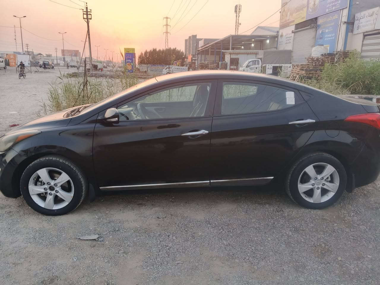 انتر البيع موديل 2013 وارد امريكا مصبوغ صبغ عام  بسبب جراد بدون اي حادث سيارة كامل  خير من الله التواصل *********** واتساب واتصل سعر خاص مكاني بغداد ابو غريب
