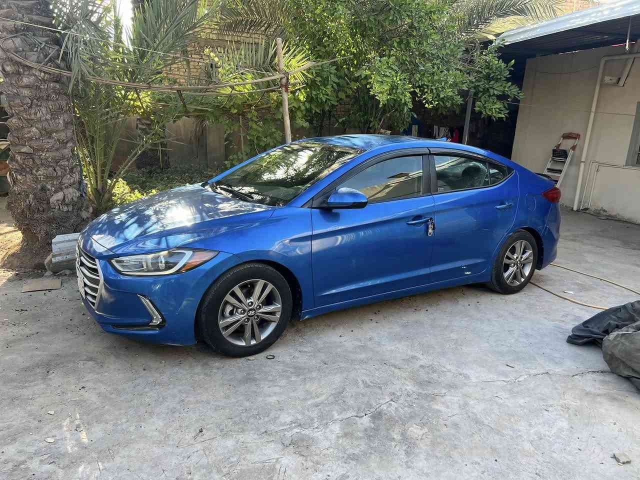 سلام عليكم موديل 17 وارد بس الدعميه الامامي حدثه***********/***********/130وبيه مجال بسمي
