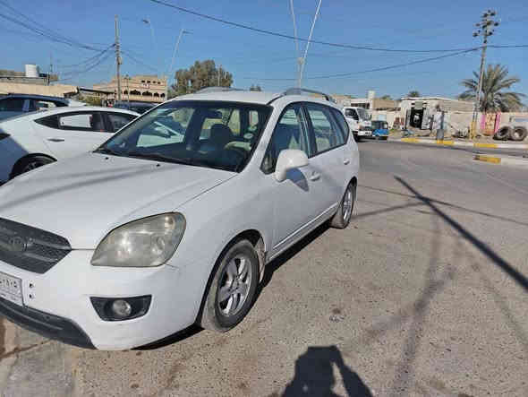 كارينز موديل 2011 للبيع
7راكب محرك 2000
السعر 120$وبيه مجال بسيط رقم بغداد للاستفسار الاتصال على الرقم ***********
