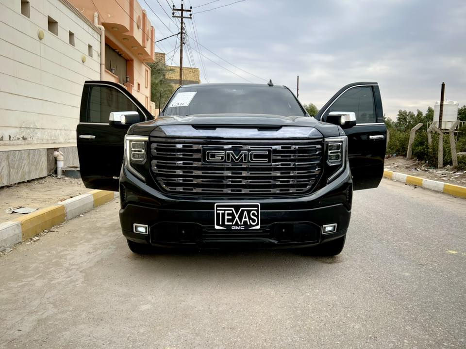 السلام عليكم :  جمسي سييرا  2023   DIESEL    SLT
_باب طويل بدي قصير فول حركات + كاميرا محيطي 360
_داخل VIP فول مواصفات /سستم/شفتات/اوتو بارك …..
_ممشى السيارة  (17,311_mi) جديدة + تو ويل 
_الحادث مرفق مع الصور بدون تبديل اي قطعة 
_ايرباك دركة وبردة فقط والدشبول وباقي الاجزاء سليمه 
_المحرك گاز 6 سلندر تيربو اقتصادي وقوي .
_السعر 380$ بدون رقم / تترقم كل المحافظات 
_ناصرية / سوق الشيوخ واهلا وسهلاً 
_ 📞 *********** محمود *********** محمد.
