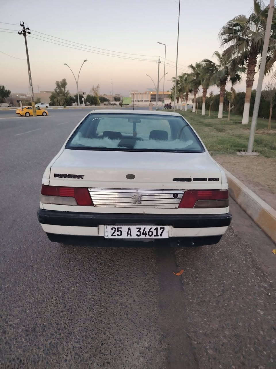 السلام عليكم بيجوفرنسي موديل 1992حجم405رقم كركوك دولي بسمسي هزه جديده سنويه لل2030دفتربانزين موجود محرك وصدر           تايرات كلو جديد خياس مابيه كشره على الابلاد معجون مابيه         دوشمه جديد كهربايات شغاله السياره ماعايزه اي شي جاهز من كلشي      السعر22ورقه الا ستفسار ألا تصال على الرقم ***********/***********
