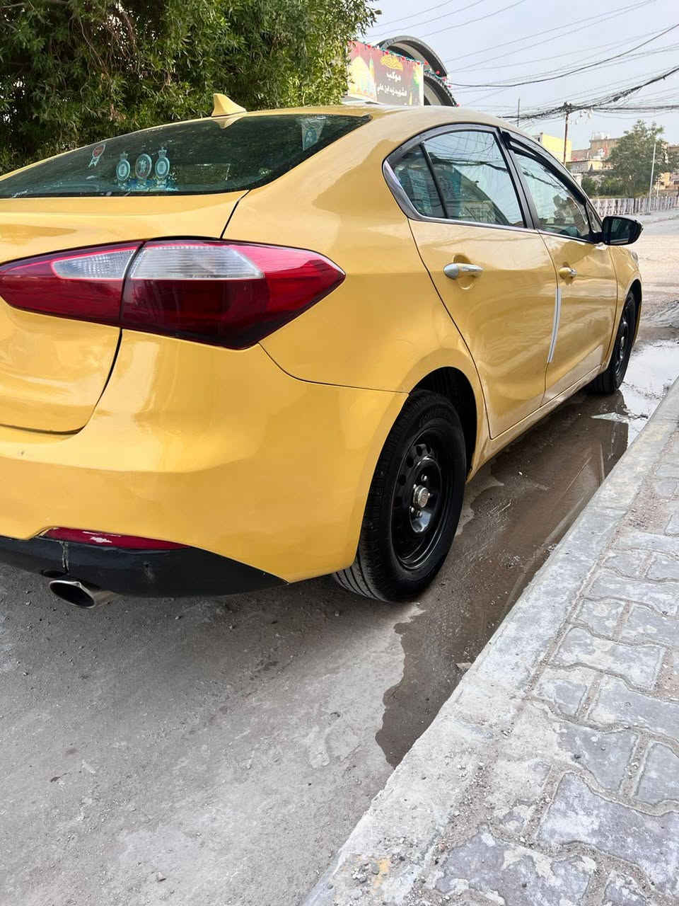 سلام عليكم كيا فورتي موديل 2014 وارد امريكي ليبل واحد مكفوله بسمي هيه مصفره مكينه 2000لاتنقيص ولاتبخير خير من الله تحكم ستيرن مري شفط تخم تاير سنويه 2028 سياره مامتعوبه السعر 105وبيه مجال بسيط لطيبين المكان كربلاء رقم الهاتف *********** مامتواجد اتصال فقط
