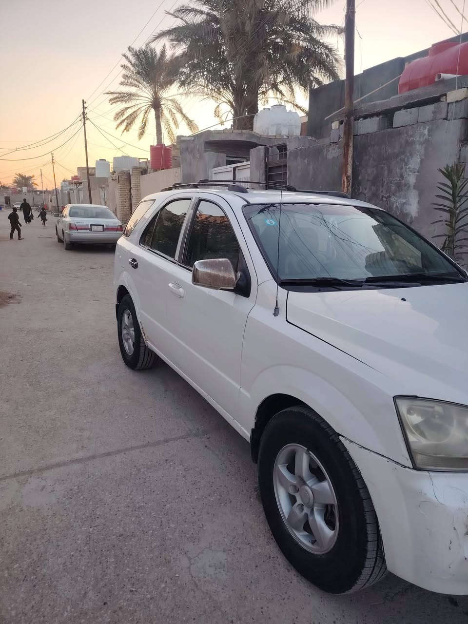 كيا سورنتو للبيع 2006امريكي السعر 90 وبيها مجال سنويه 28 رقم الاتصال ***********
