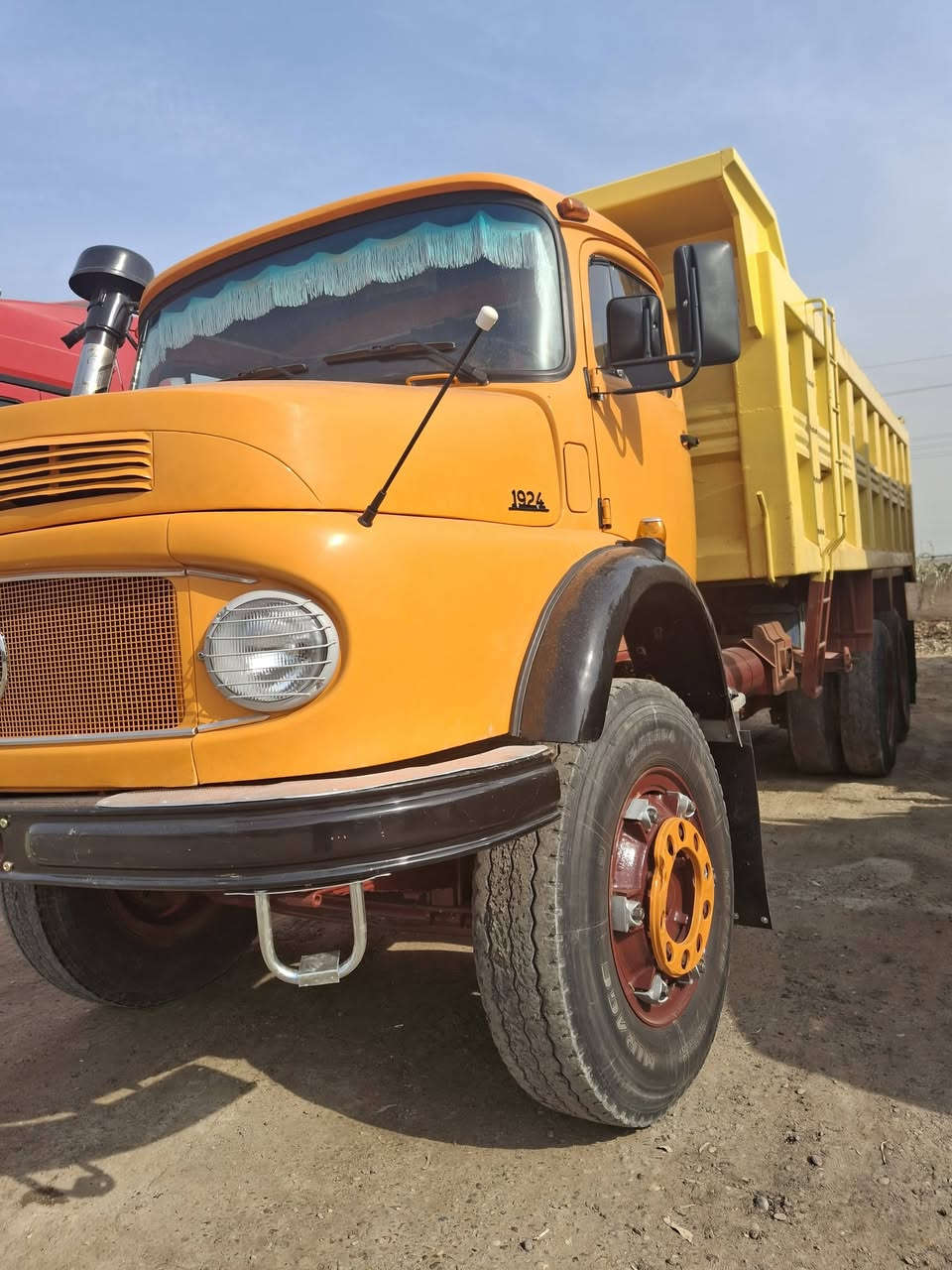 معرض عالم السيارات للمعدات الثقيلة
📍 الموقع: [خط السريع الفلوجه
اقجم سكس  موديل 1981
قمار مصبوغه 
مجموعه جي اف
محرك مكفول
كير مكفول
​📞 للاستفسار والحجز: [***********]
***********
