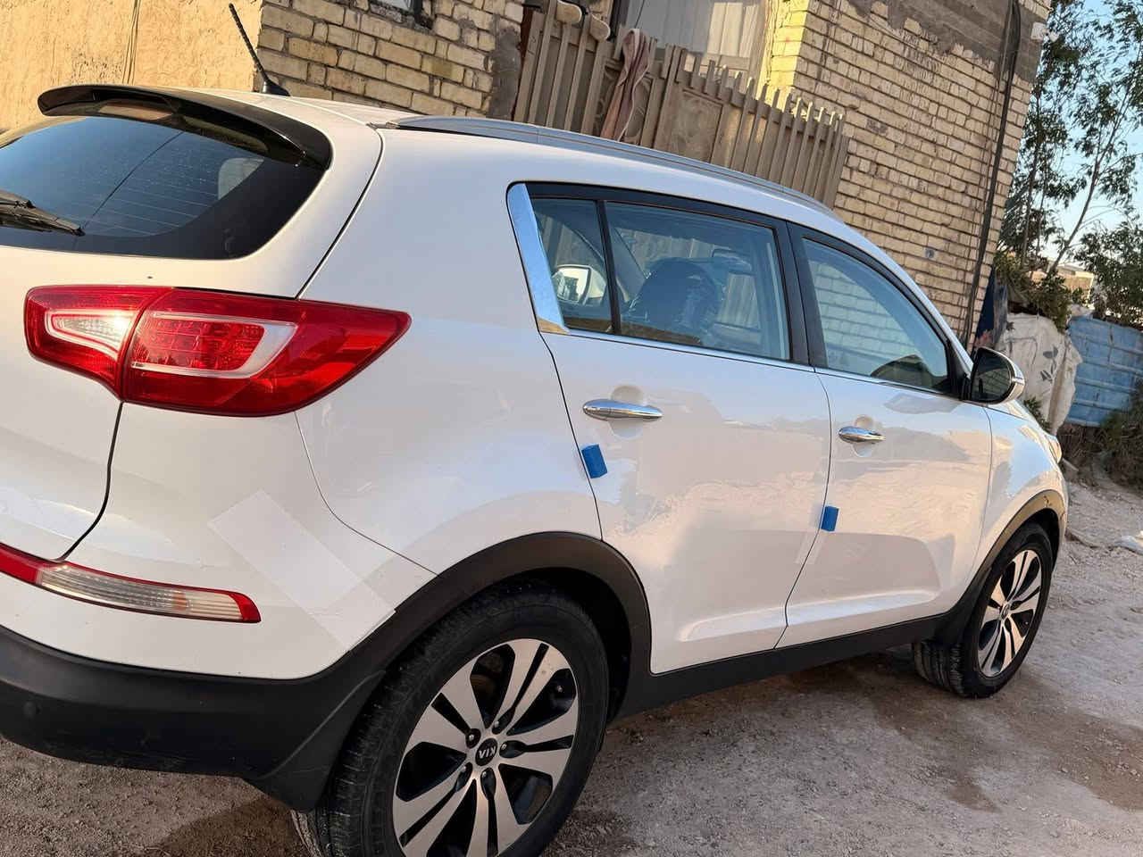 سبورتج خليجي مكفوله موديل 2012 مكينه 2000دوش سياره كير مكينه صدر جديد تخم تاير تبريد ثلج رقم وهزه جديده سنويه ال 30  نص فول سايد بريك رجل بيها بارد شويه بالهلال الخلفي ففط سياره جاهزه ومبيها كل نقص السعر 139مكاني بغداد الدوره ***********
***********
