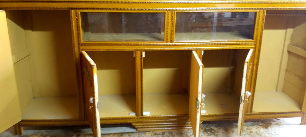 بوفيه ثلاثة وربع لبيع تسكام يوجد خدمه توصيل


**إذا كنت صاحب هذا الإعلان وتريد حذفه لأي سبب، رجاءا أرسل رسالة إلى الدعم الفني**