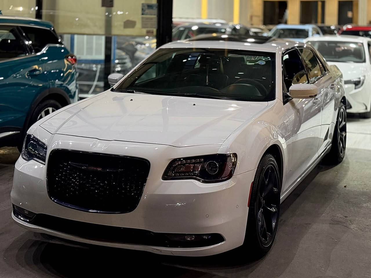 كرايسلـر اوبامـا Chrysler S300
• موديل: 2023 
• ماشية: 6 الف ميل فقط
• السيارة (كاتي) تترقم شمالي

امريكي جاملغ خلفي صبغ وباب مبدل بلادي نفس اللون يعني قطعة صبغ فقط بدون دواخل

جديدة كلش بحالة الباقي الوكالة كفالة

المواصـفــات
• بانـورامـــا
• شاشة كاربلـي
• رادار جانبي وخلفـي
• نقطة عمياء بالمري
• مري قـلاب
• كشنات جلـد اسود S
• كشنات هيتر • مري هيتـر
• اشاير بالمـري
• حساسات امامي خلفـي
• سستم سماعات البايـن
• دمام صوت بالصنـدوك

سعر: 295$
العنوان: اربيل - للاستفسار
اتصال - واتساب: *********** أربيل, العراق

