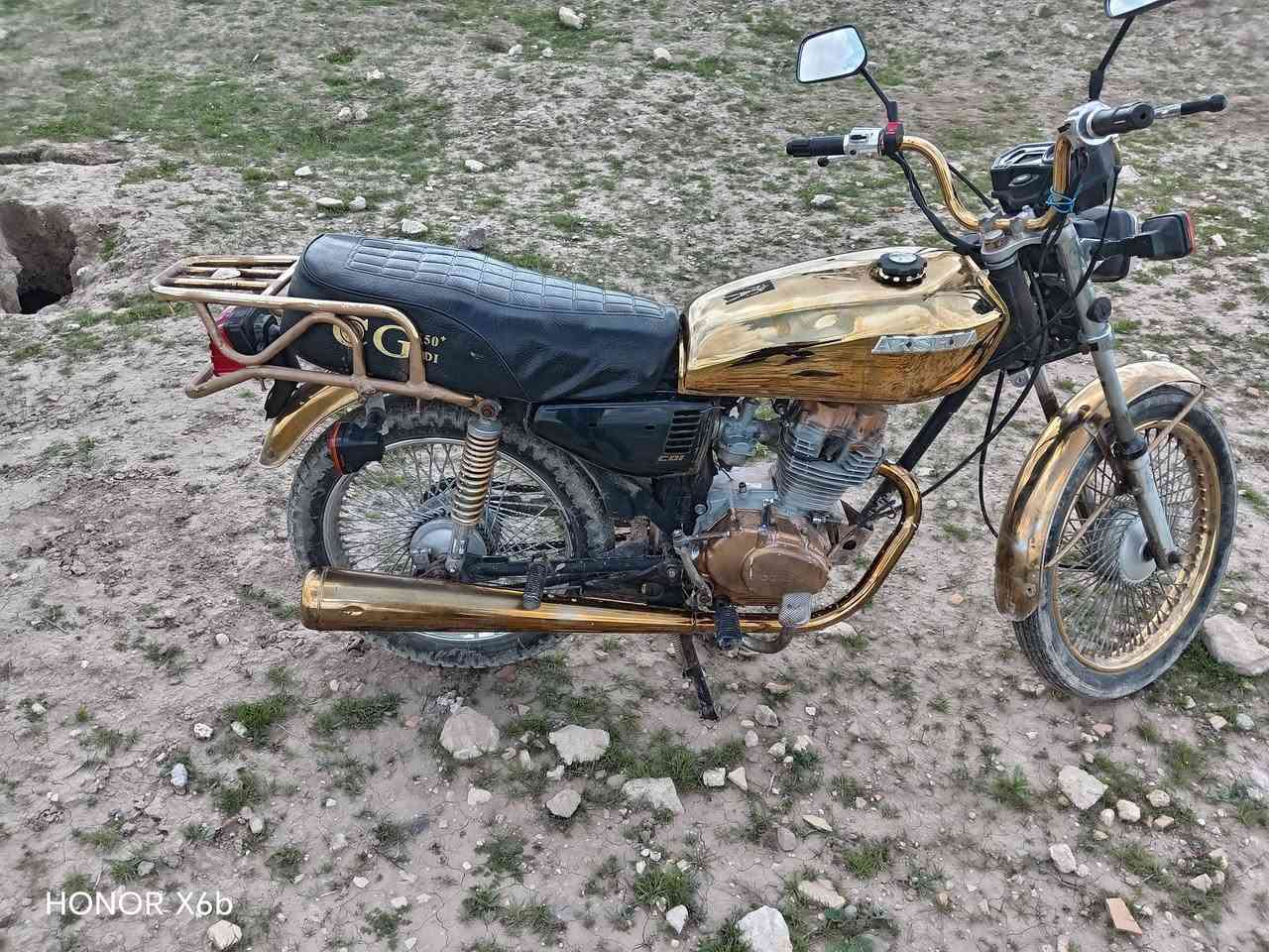 ماطور تايكر للبيع شغال كامل مابي شي السعر 260 بي مجال قليل التواصل على الرقم ***********
