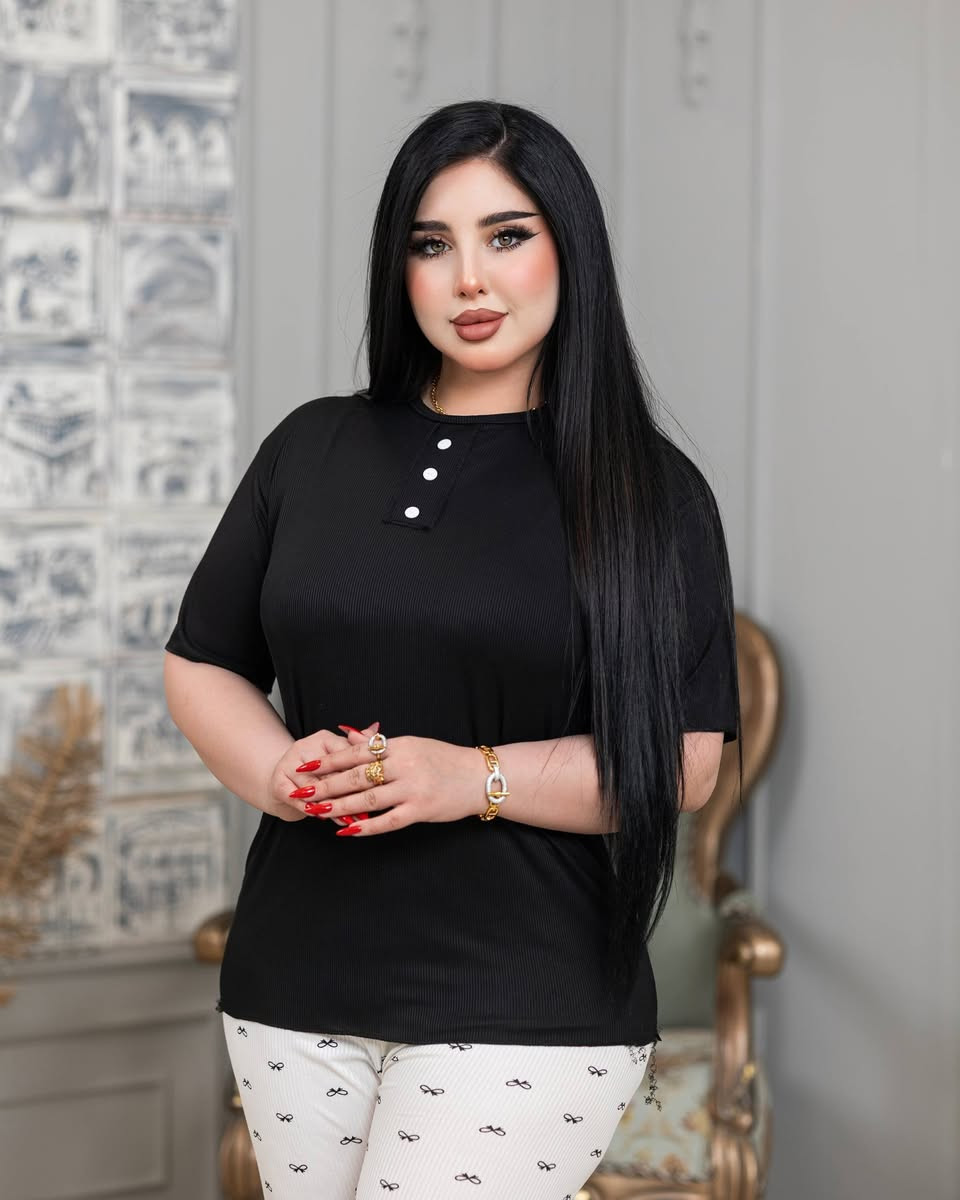 تراك نسائي 

خامة زبدة مسحب ممتازة

فري سايز حد ٨٥ كيلو 

الدرزن  70 الف


**إذا كنت صاحب هذا الإعلان وتريد حذفه لأي سبب، رجاءا أرسل رسالة إلى الدعم الفني**