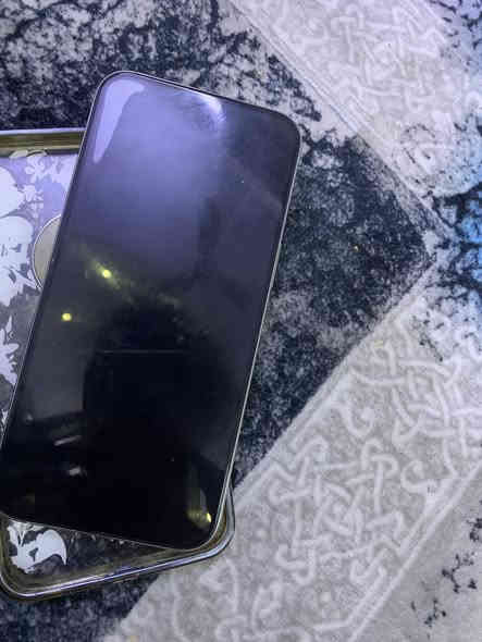 آيفون 15برو ماكس ستخدام ٦اشهر أو اكثر بطاريته جديده ممبدل بي اي شي خدش مابي +مكاني بغداد المدينه +السعر مليون و300وبي مجال بسيط  ***********
