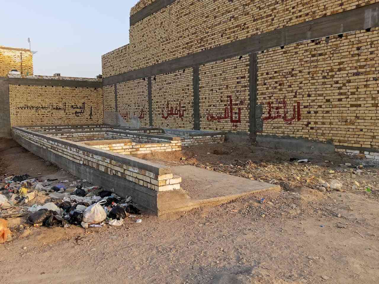 نص قطع  طابو للبيع بشارع 30 بصوب بني ركاب مساحه 125 وجه 6وربع ونزل 20 كافت الخدمات متوفرة  
***********
***********
