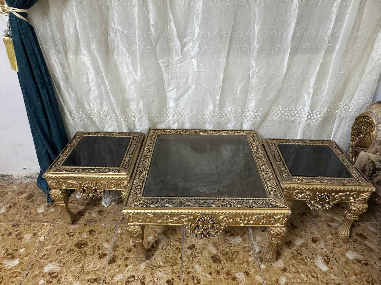 تخم للبيع ملكي ١٠ مقاعد مع طبلات ٢ صغار و وحده كبيرة 
سعر ٦٠٠ 
ميز بلازما سعر ٩٠
مكاني حصوة حي الحسين 
تواصل خاص


**إذا كنت صاحب هذا الإعلان وتريد حذفه لأي سبب، رجاءا أرسل رسالة إلى الدعم الفني**