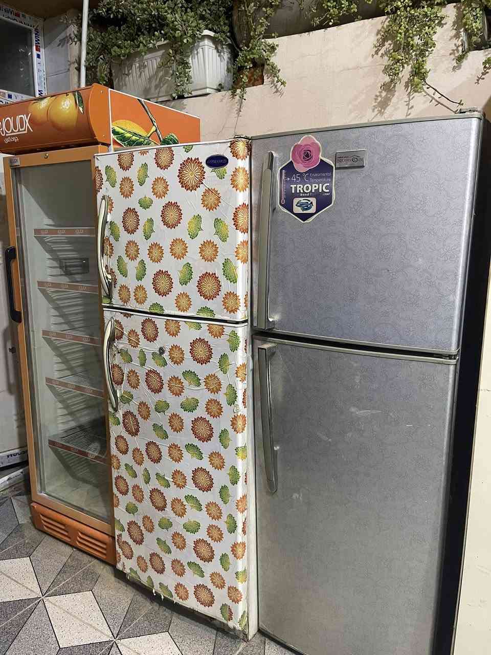 السلام عليكم ثلاجات للبيع مع مجمدات ثنين ***********
