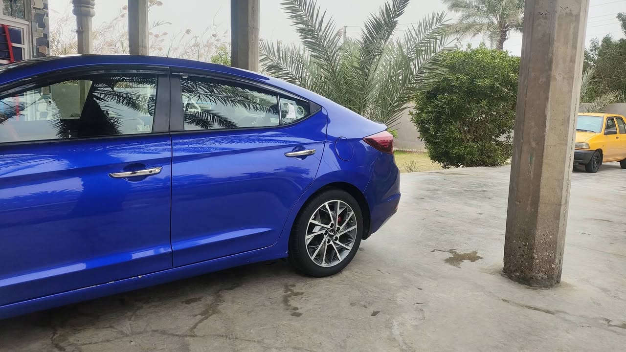 السلام عليكم النترا موديل 2020 خليجي فول مواصفات استيراد شركة باركود مكفولة من الصبغ والتبديل فقط مكينة مفتوحة شرط الفحص لاتنقيص ولا تبخير رقم بغداد باسمي ب138 وبيها مجال 
***********
