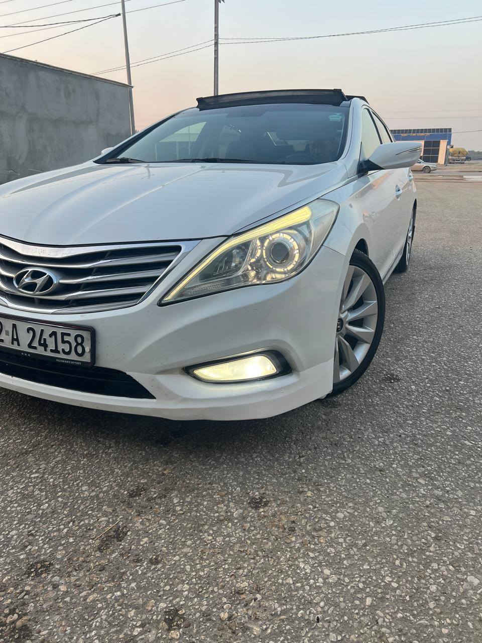 السلام عليكم ورحمة الله وبركاته ..............اللا عشاق 
جديد ول نضيف فقط.........
هونداي ازيره  موديل 2014خليجي.....رقم اربيل دولي 
هزه وسنويه جديده .... موصفات 
 فول الفول  مكينه 6 سلندر 
سياره كفاله عامه  من فتح  وتبديل شرط سياره عل وضع شركه من داخل وخارج  مكفوله من رصعه ول شخط شرط تارايك زيرووووو مكينه وكير وحداديه وتخم تاير تبريد غرفه جديده الف ماذب عليه ............................
سياره نضافته 💯 بل 💯 جكد ما توقع نضيفه وجاهزه 
ماشيه 130 شرط عل وضع شركه مشي حقيقي ........
موصفات السياره 
بصمه ابواب وتشغيل 
بانوراما طكتين 
كشنات جلد 
تدفئه تبريد كشنات 
قطعتين تبريد 
تحكم كشنات منفصل بل ابواب 
تحكم  بيانو 
برده خلفيه كهربائيه 
بردات جانبيه خلفيه 
مري شفط نظام ترحيب 
عنده تقرب ناره داخليه 
اناره مخفيه بل ابواب 
فتح صندوق ذكي 
لدات خلفي 
حساس امامي خلفي 
نظام اصوات انفنتي 
لد مري جانبي 
حساس خلفي امامي 
يدات نيكل إشارات ترحيب جانبي 
دمام خلفي كولتي عالي 
دبل كزوو خلفي 
ويل كب 19 كرؤم......
------------------------------------------
مكان سياره بابل ..................
 .......................................
السعر 142 وبيه مجال شي بسيط...........................................
‏‪***********‬‏
وتساب ‏‪***********
