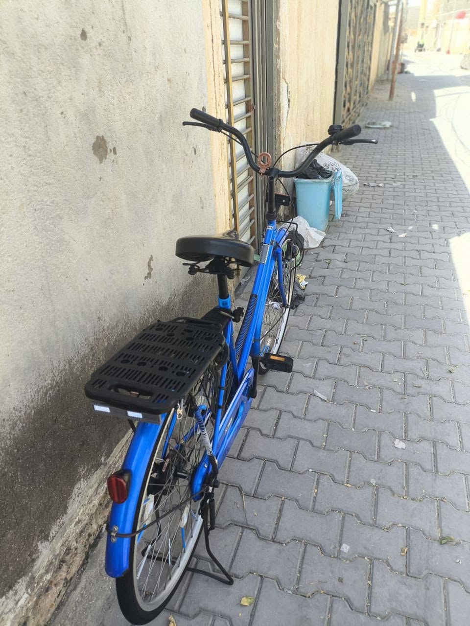 عليكم بايسكل للبيع موديل 16حجم 26بايسكل بالة شركة سانتس نضافة فول السعر خاص اتصل أو واتساب هاذه رقمي ***********
