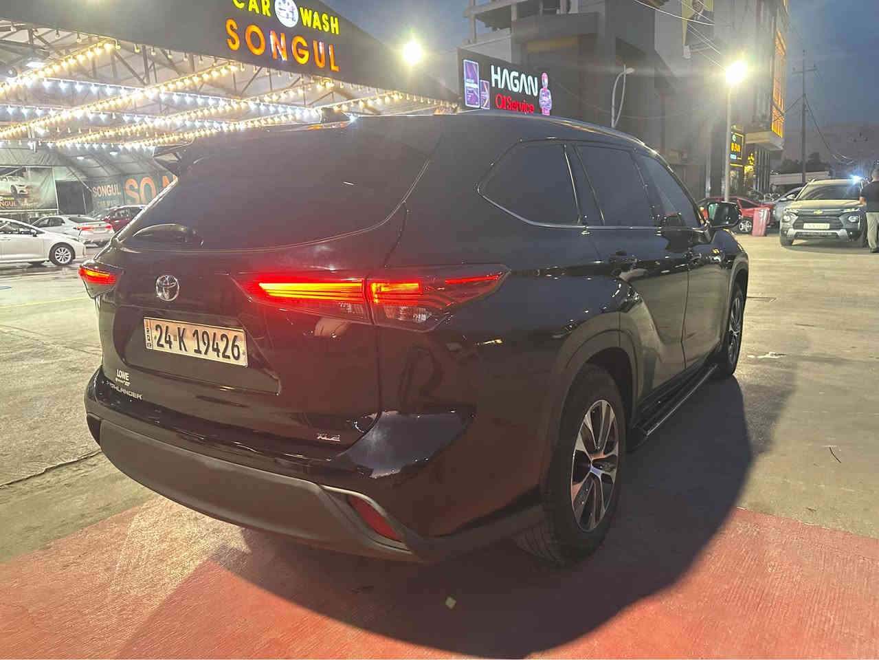 تویوتا هایلندەر  vip 2021 TOYOTA HIGHLANDER, XLE
بەس بولند و لێفا دەرگەهی سبخە.  چاملغ تبدیل شریکە بێ سبغ    
 130 کیلومتر یاب رێفەچووی سعر 295$    پیچک مجال              
***********
رقم شاصی.  TDGZRAH6MS048750 دهوك, العراق
